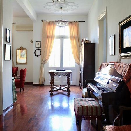City Center Landmark House Thessaloniki Buitenkant foto